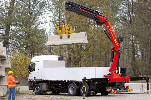 Кран-маніпулятор Palfinger PK 33002 EH High Performance