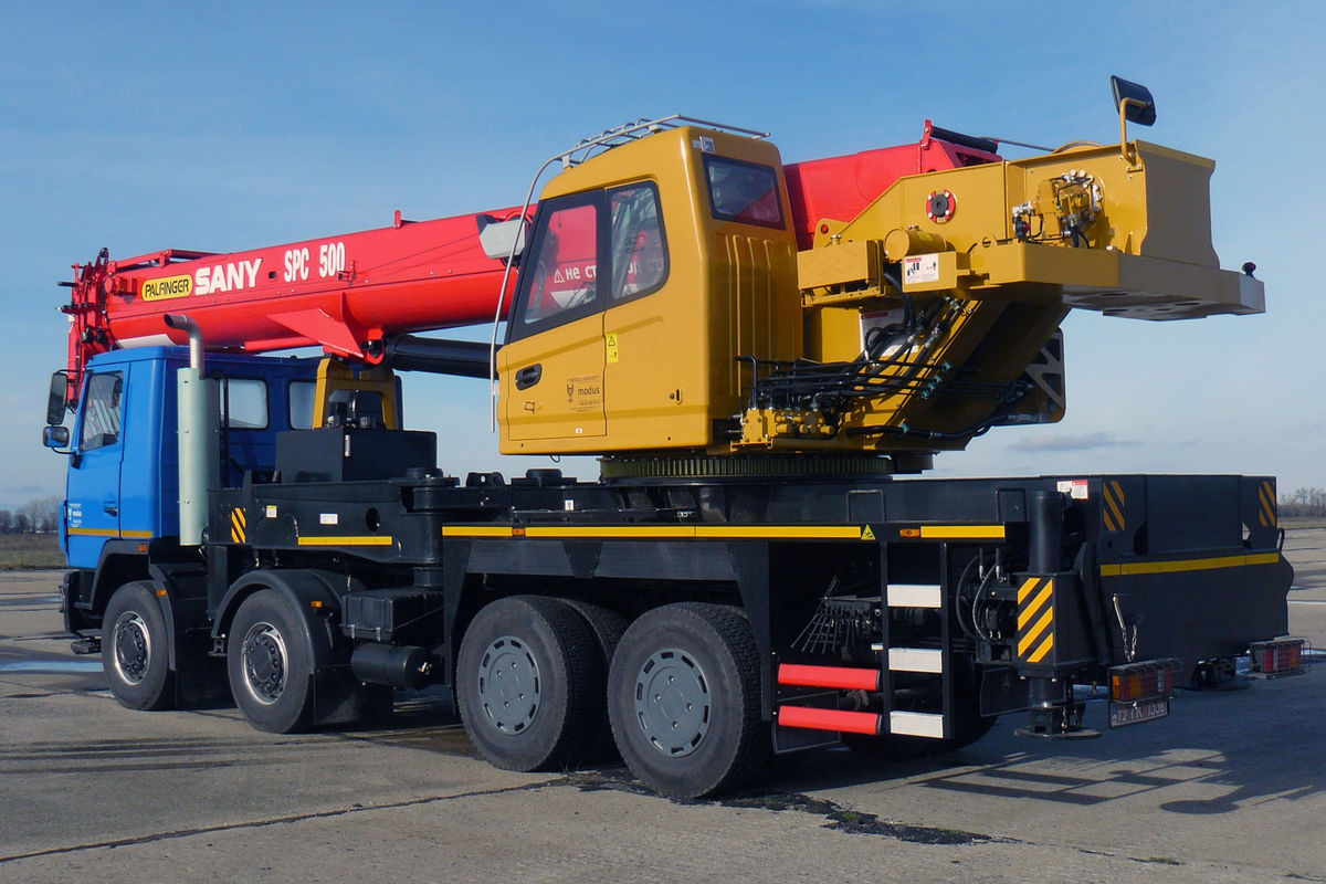 МПП Модус відвантажив 50-тонний автокран Palfinger Sany покупцю — оборонному комплексу України