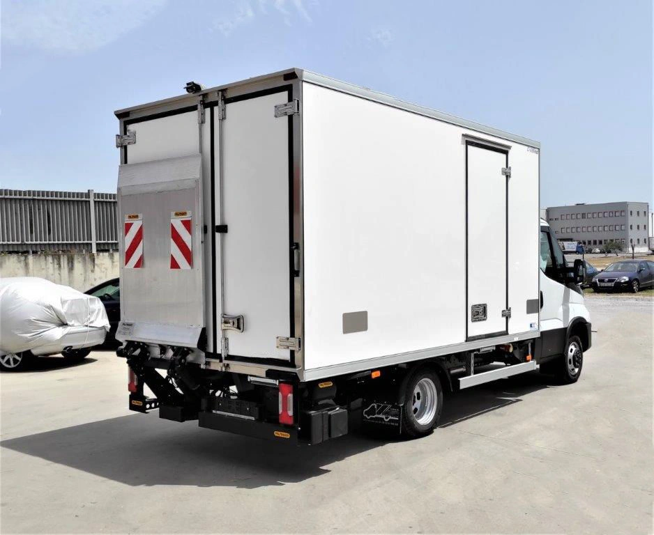 MBB C 750 SPR / SPL Cantilever Tail Lift