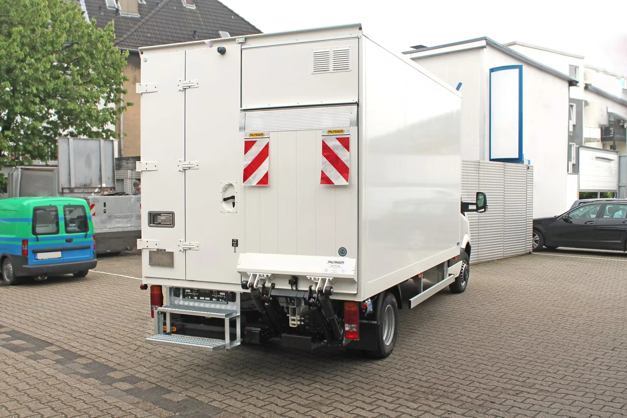 MBB C 750 SPR / SPL Cantilever Tail Lift