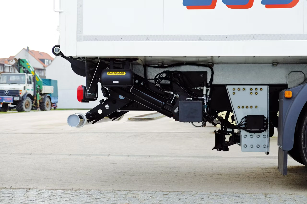 MBB C 1500 SK Cantilever Tail Lift