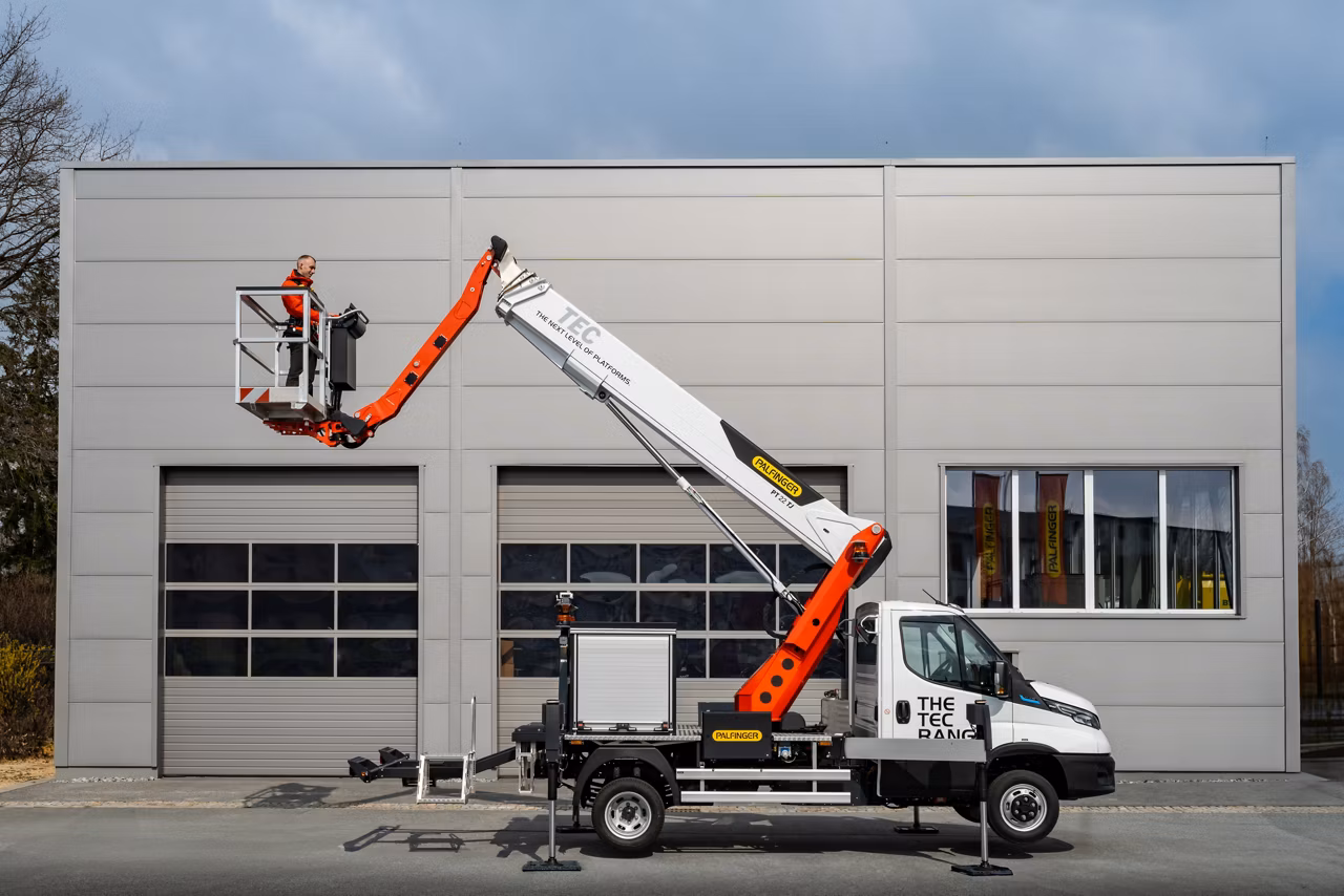 Auto hydraulic lift Palfinger PT 22 TJ