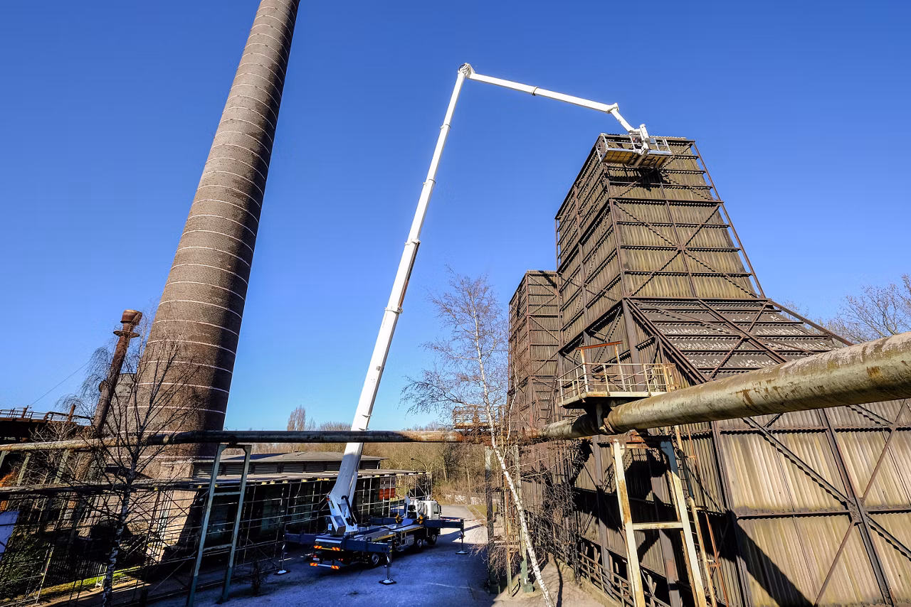 Auto hydraulic lift Palfinger P 750