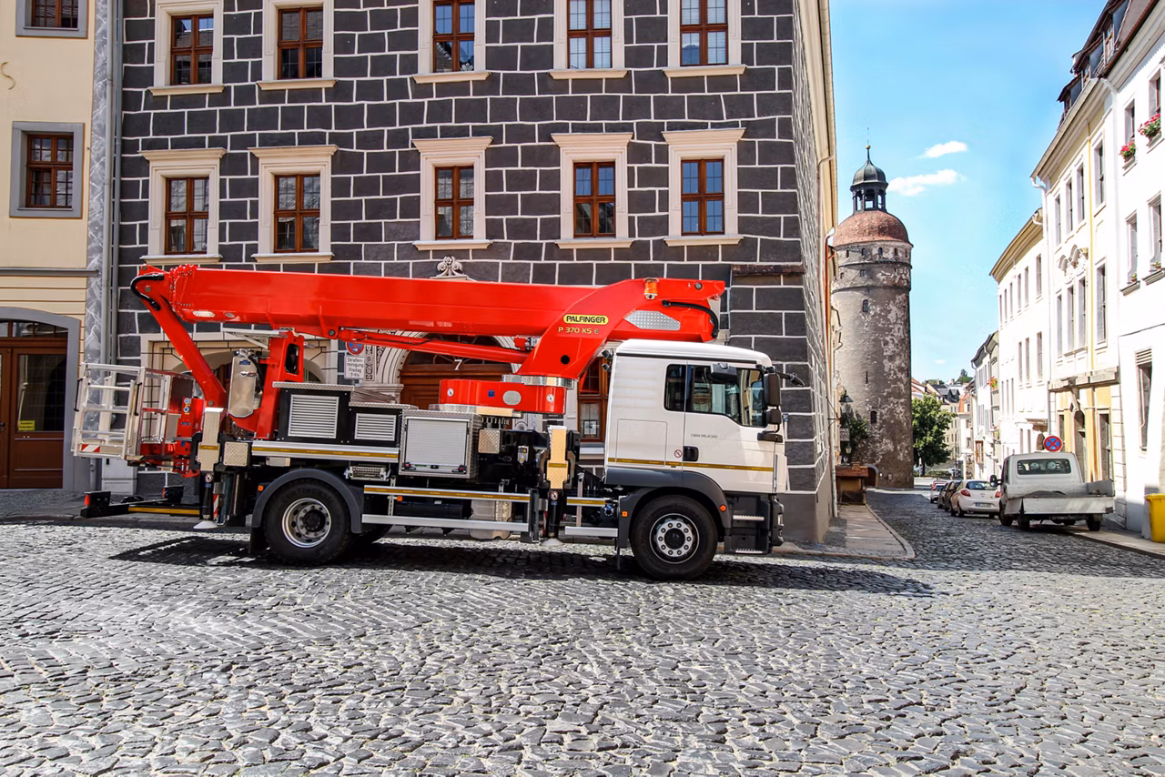 Автогідропідіймач Palfinger P 370 KS E