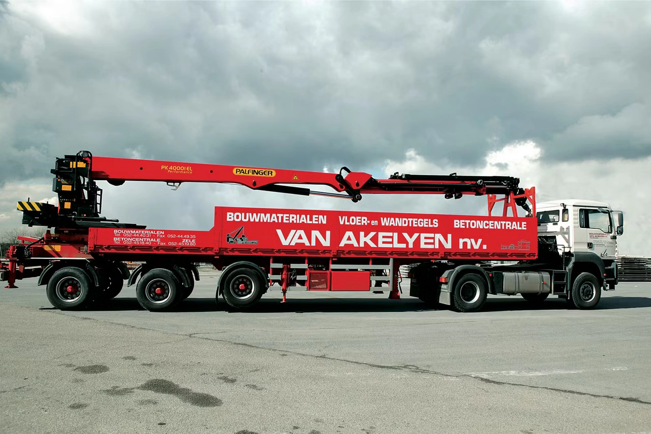 Special truck-mounted crane PK 40001 EL