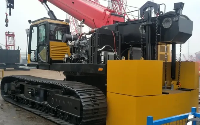 25 – 40T Telescopic Boom Crawler Crane